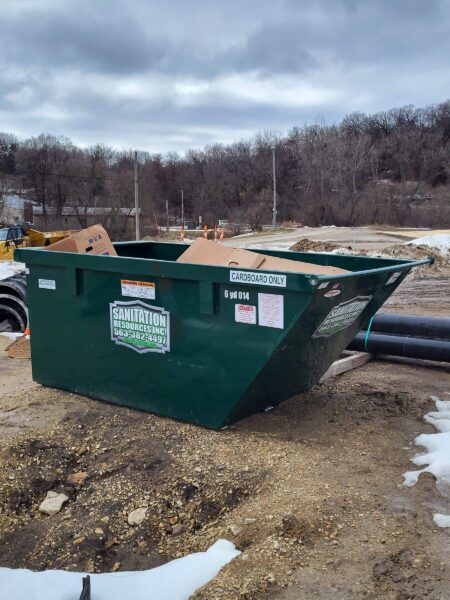 6yd Dumpster (dimensions- 10ft x 5ft x 5ft)